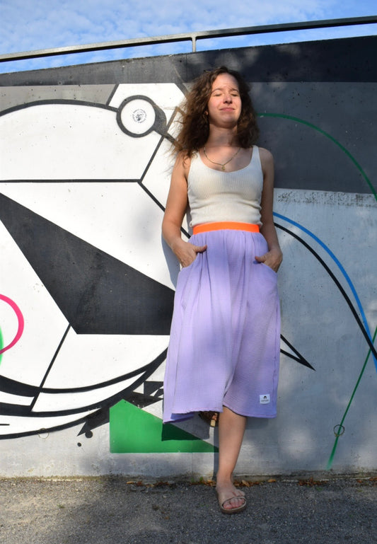 HEDDA Rock | Musselin Flieder mit Neonorangem Bund