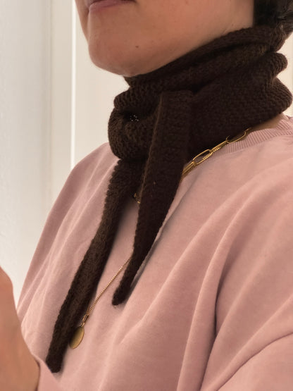 Kleiner Schal, große Liebe | handgestrickt | Alpaka braun