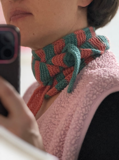 Kleiner Schal, große Liebe | handgestrickt | Streifen