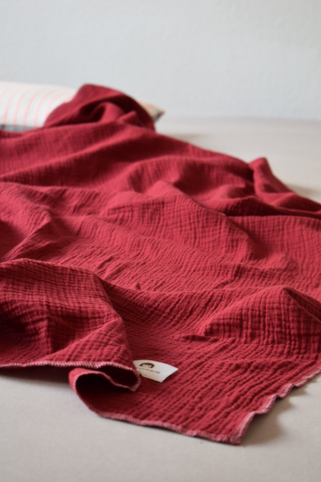 Leichte Musselindecke Bio-Baumwolle | Sommer Must-Have | bordeaux