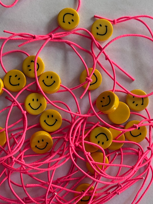Smile on | Smiley Armband in Neonpink