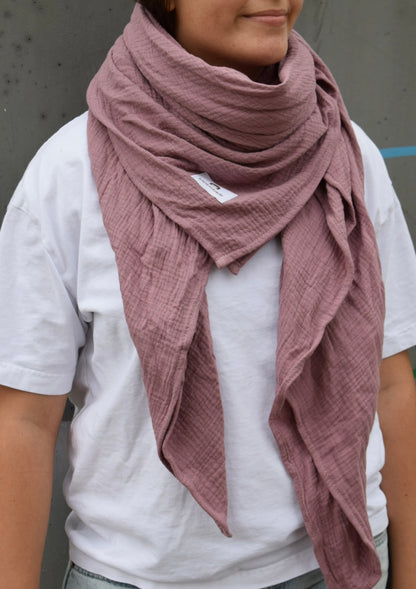 Musselinschal Mauve aus Bio-Baumwolle. Kein Basic. Ein Statement.