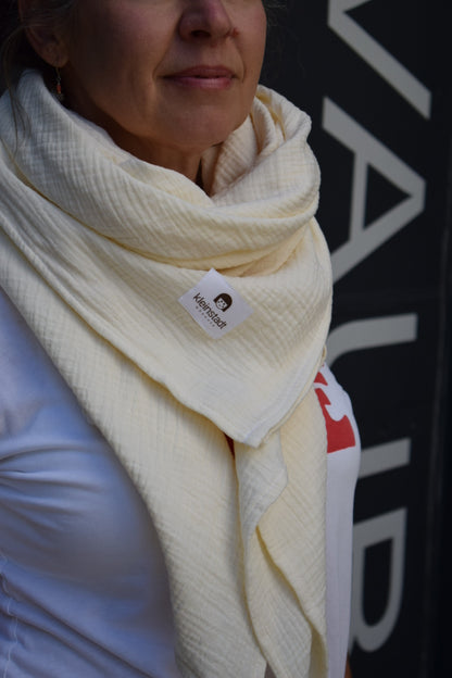 Kein Basic. Ein Statement. Musselinschal in Bio | creme